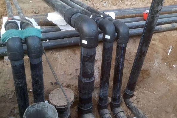Wie wirken sich Fusionstechniken auf die lecksicheren Eigenschaften von HDPE-Anschlüssen aus?